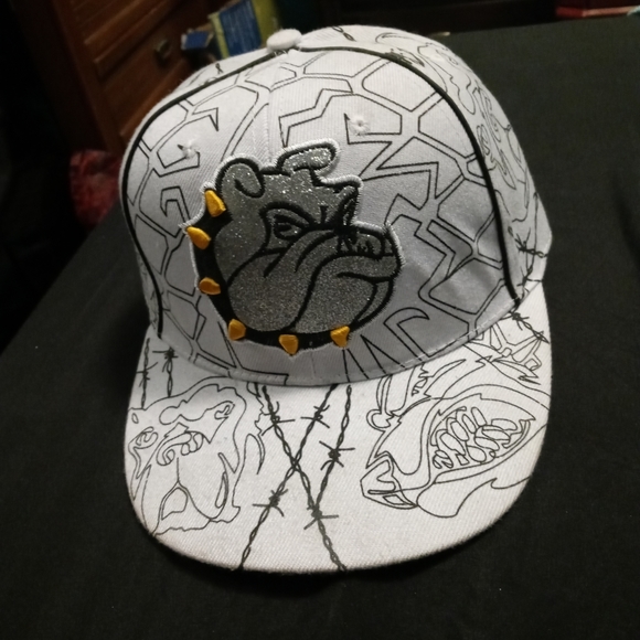 Set of three Bulldog hats blue black and white sna - Picture 4 of 4